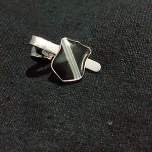 1" Striped Inlay Black Onyx Shield Vintage Neck Tie Clip Silver Tone